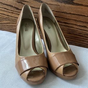 KENNETH COLE HOPEFULLY HEELS SIZE 9 Formal Pumps